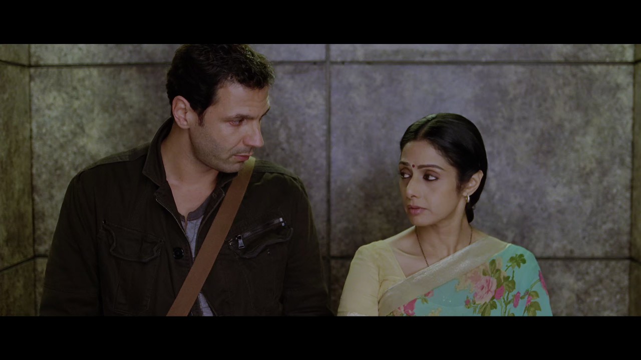 English Vinglish (2012) ZEE5 WEB-DL Hindi 2160p 10bit HEVC DDP 5.1 ESub.mkv.0003
